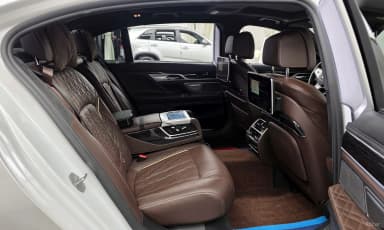 7 Series (G11)