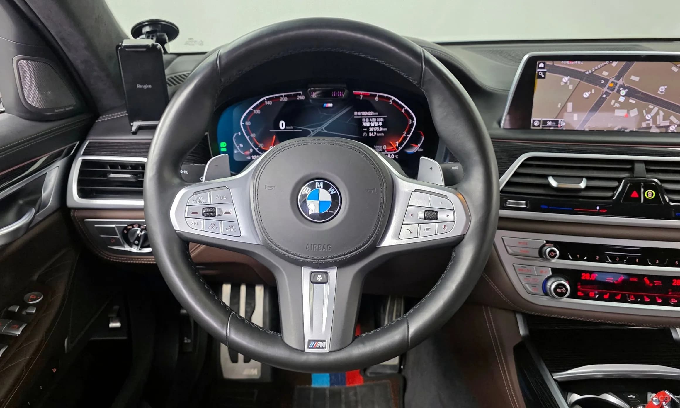 7 Series (G11)