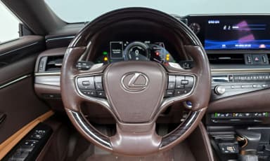 ES300h 7th Generation