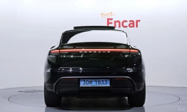 Macan EV