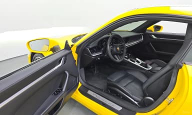 911 (992)