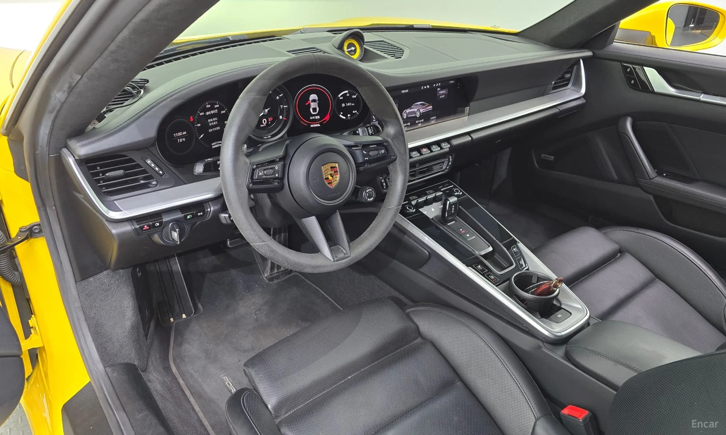 911 (992)