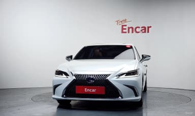 ES300h 7th Generation