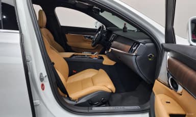 S90