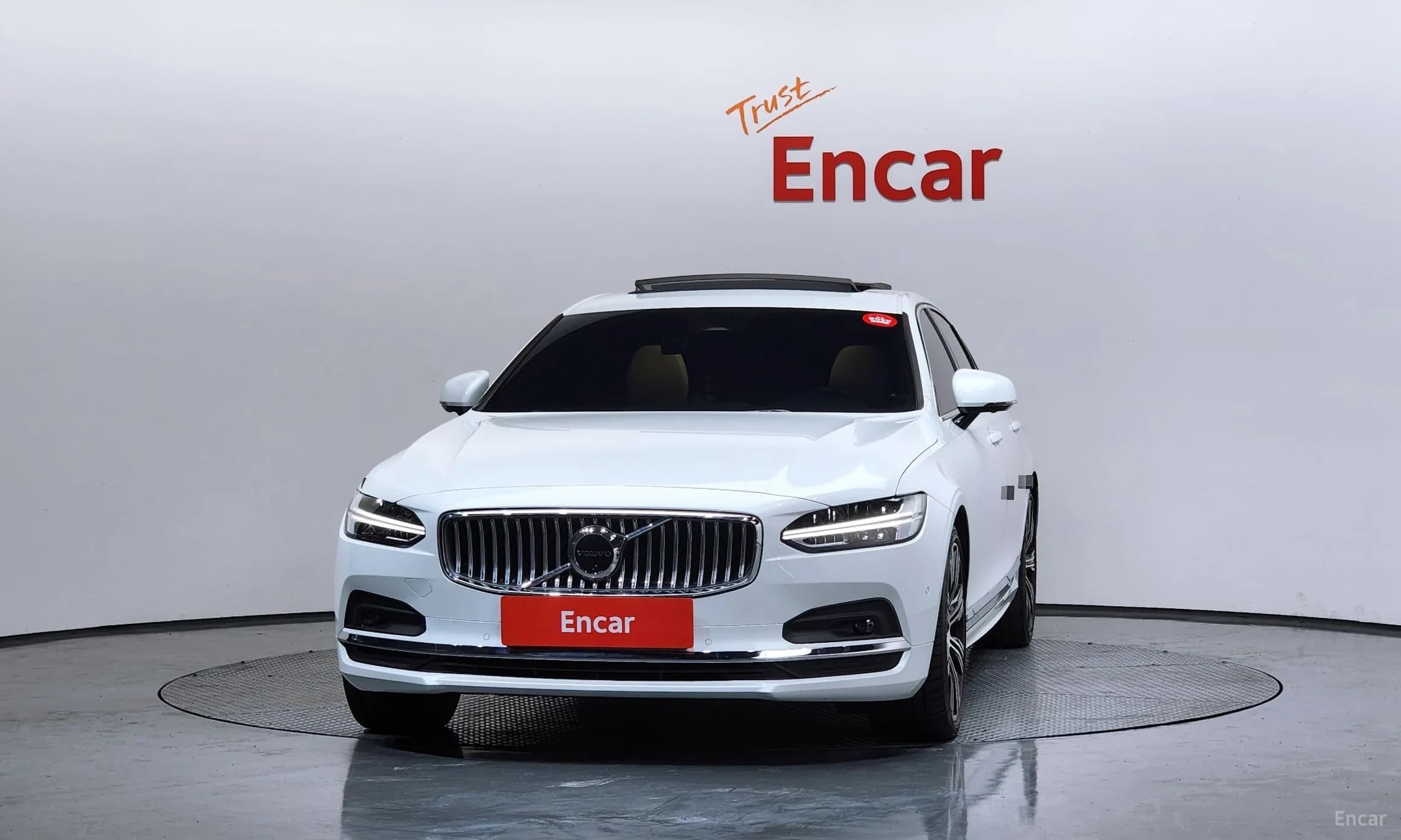 S90