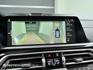 X7 (G07)