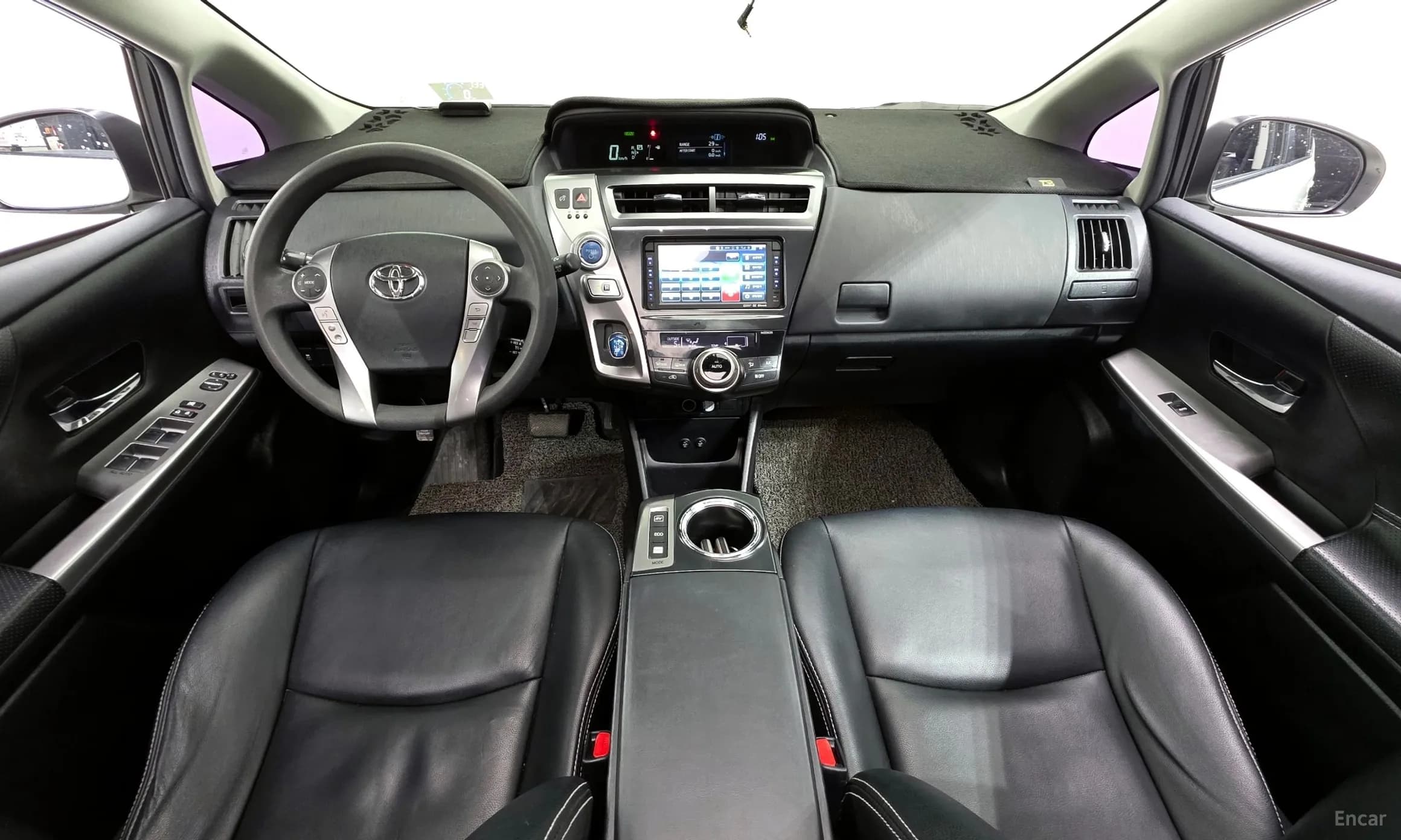 Prius V