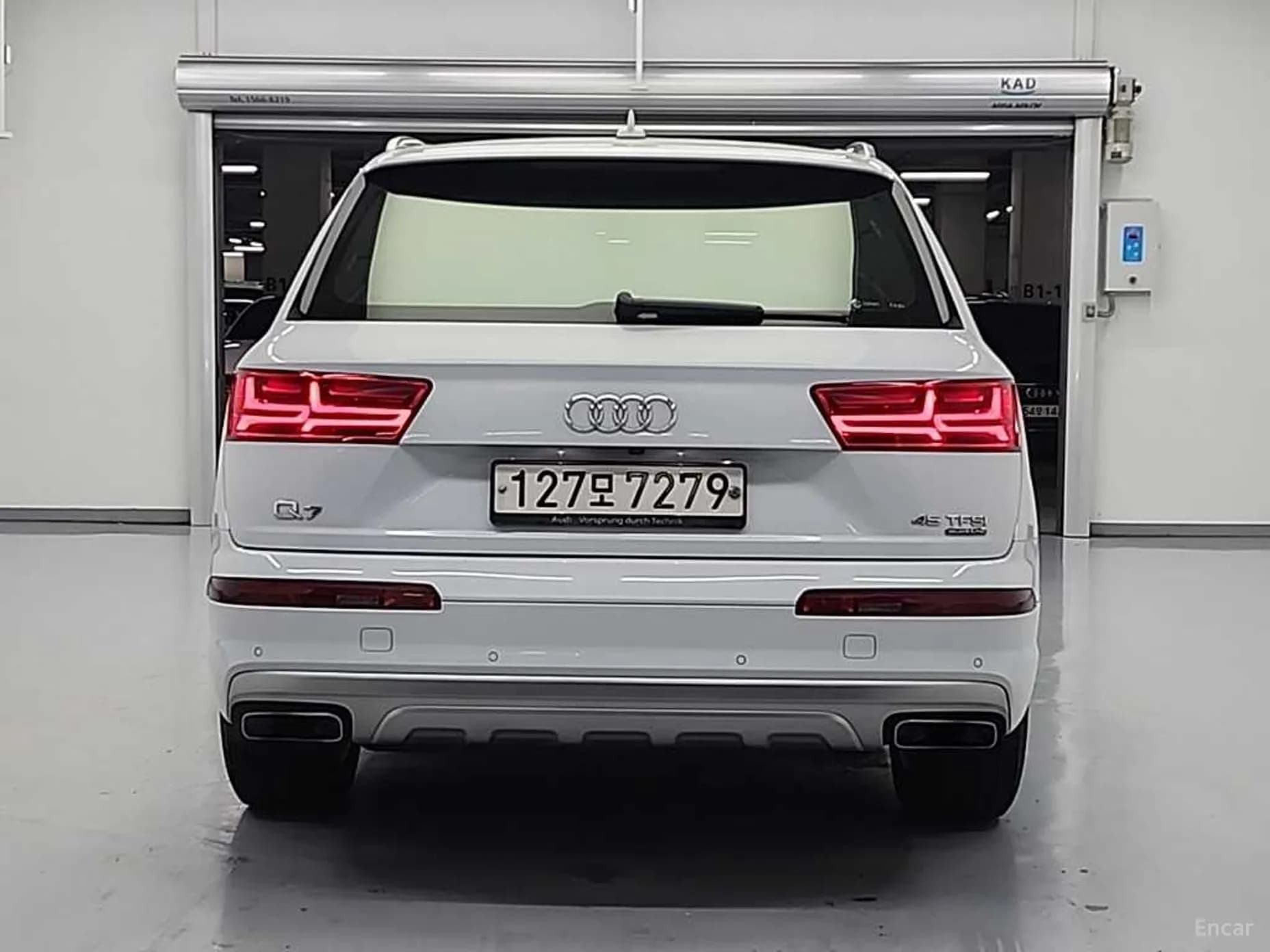 Q7 (4M)