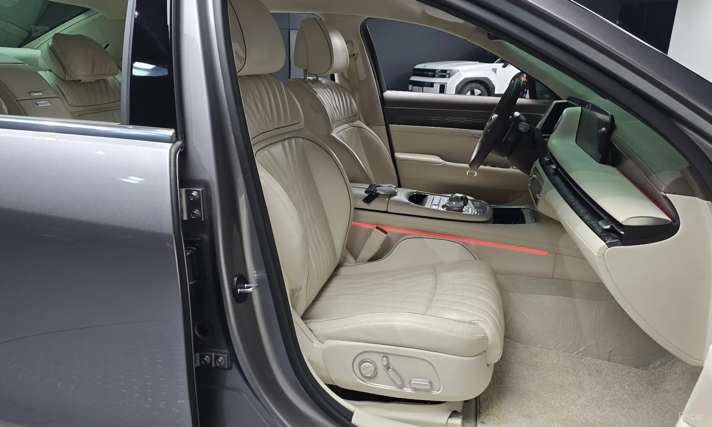 G90 (RS4)