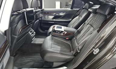 7 Series (G11)