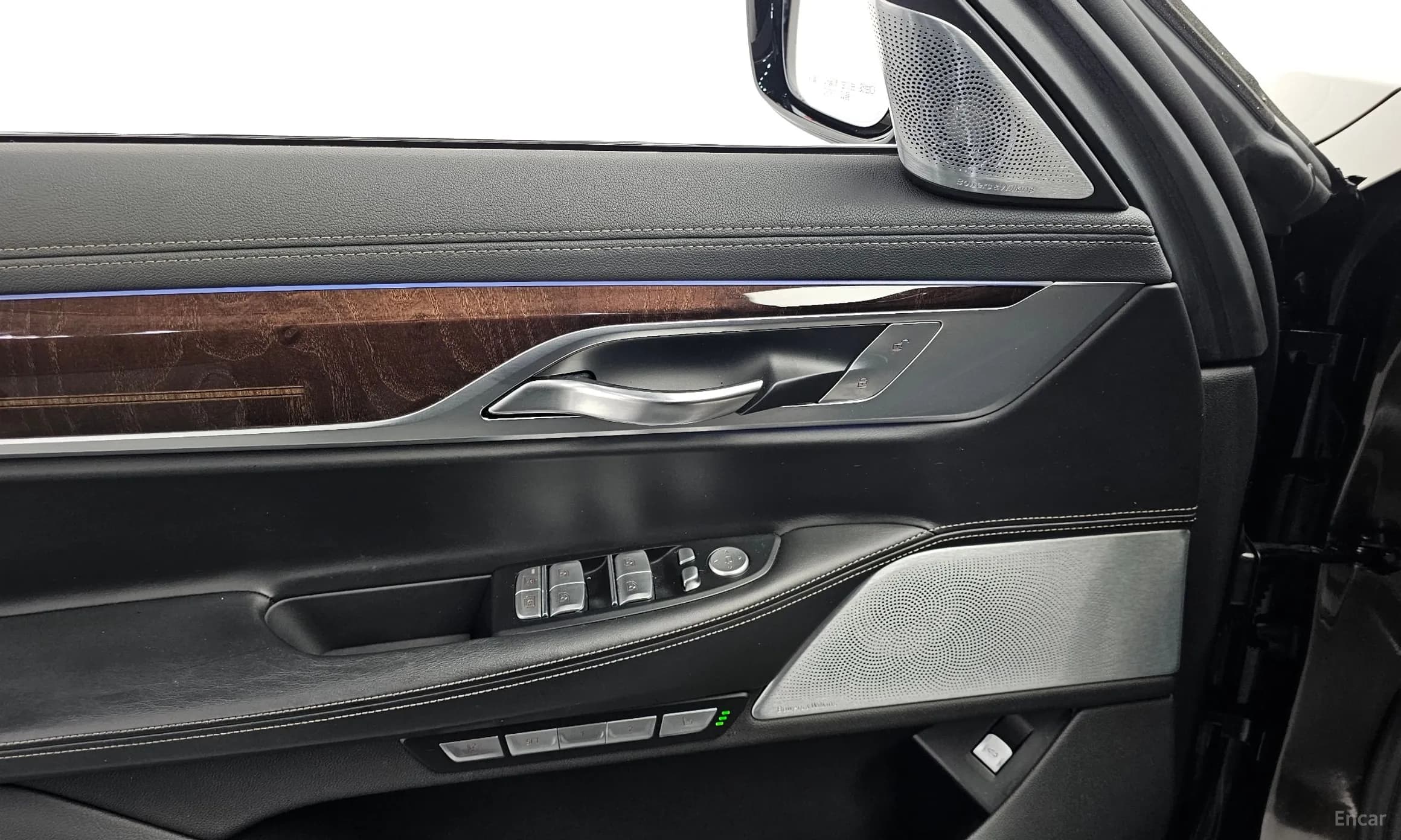 7 Series (G11)