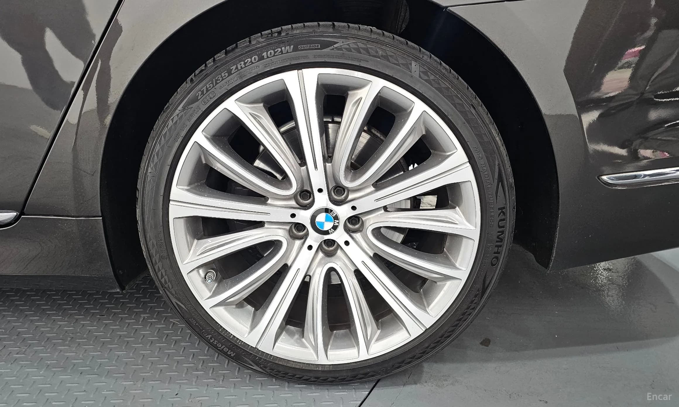 7 Series (G11)