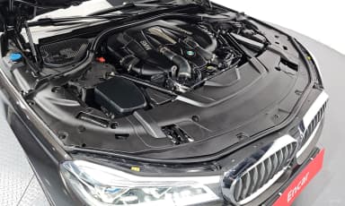 7 Series (G11)