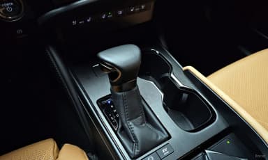 ES300h 7th Generation