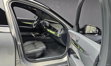 7 Series (G70)