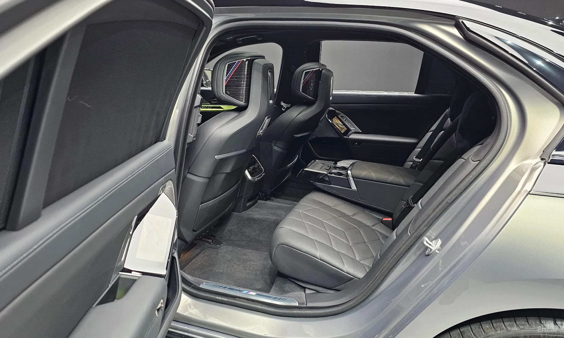 7 Series (G70)