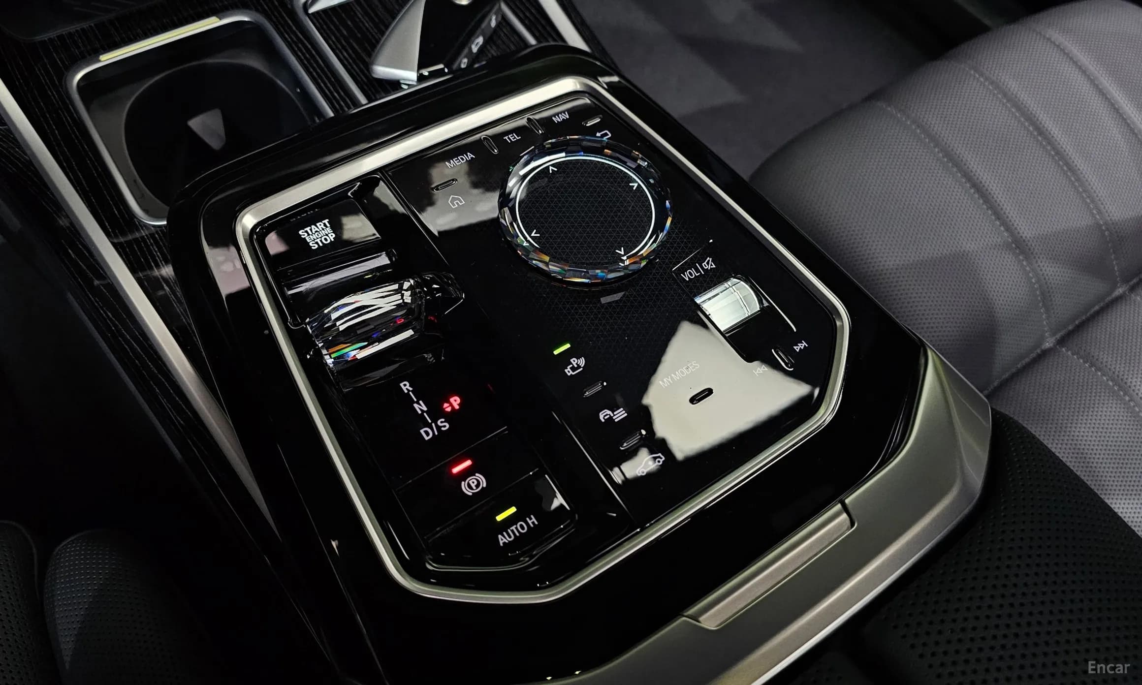 7 Series (G70)