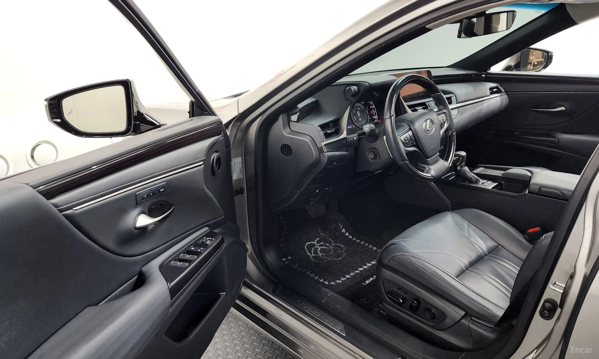 ES300h 7th Generation