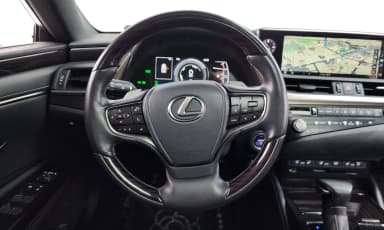 ES300h 7th Generation