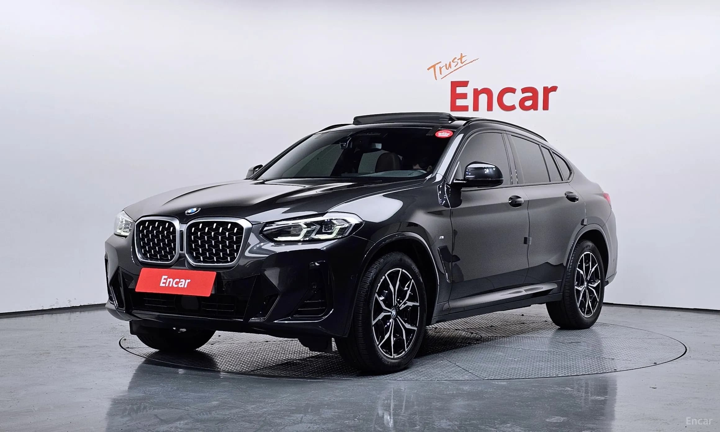 X4 (G02)