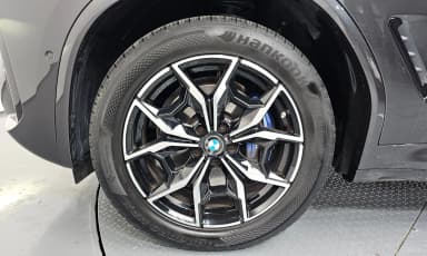 X4 (G02)