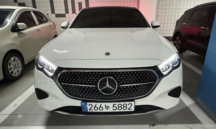 E-Class W214