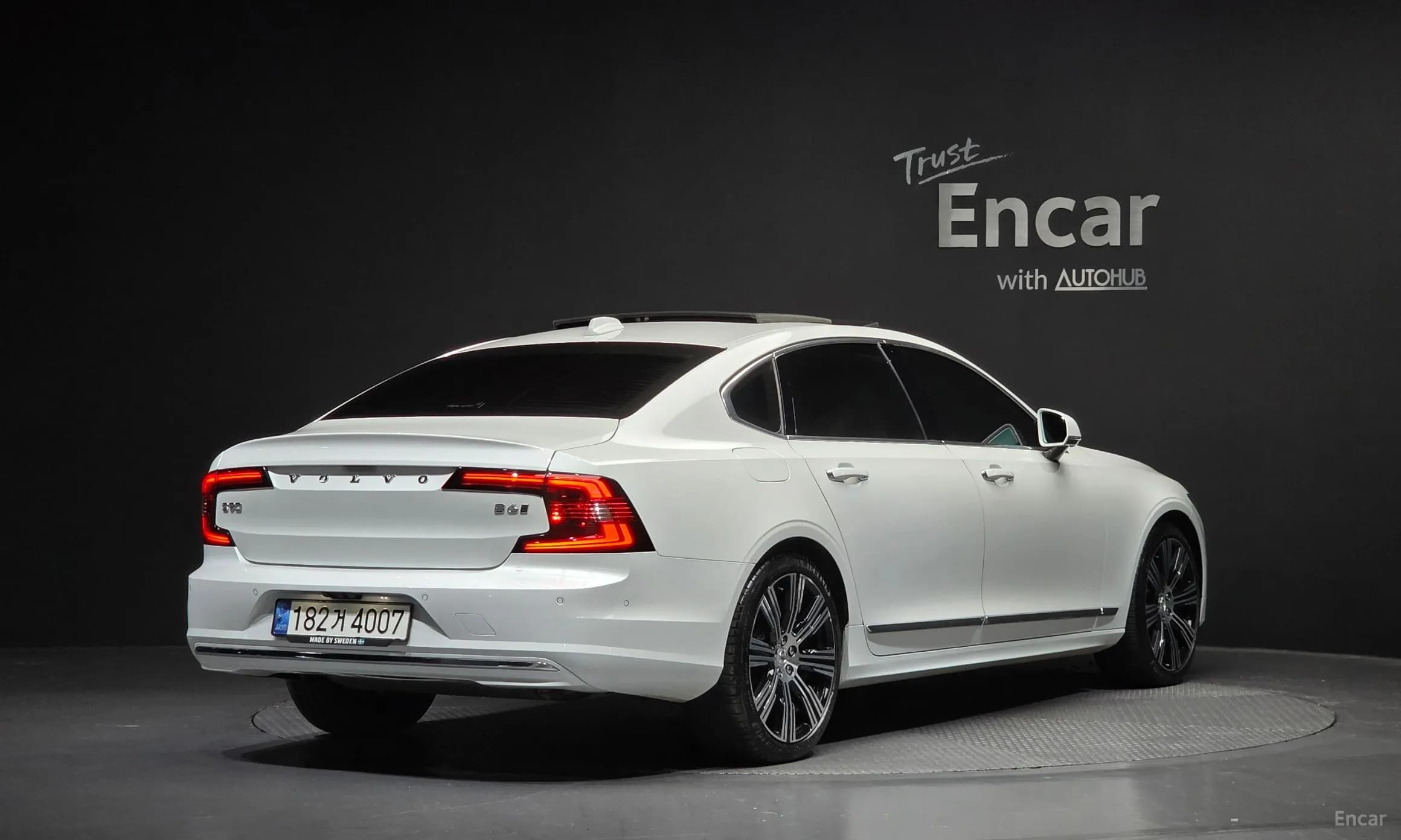 S90