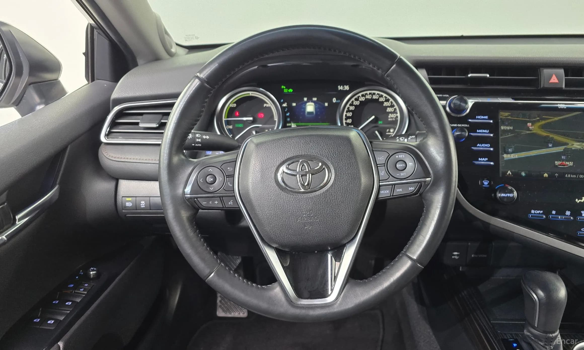 Camry (XV70)