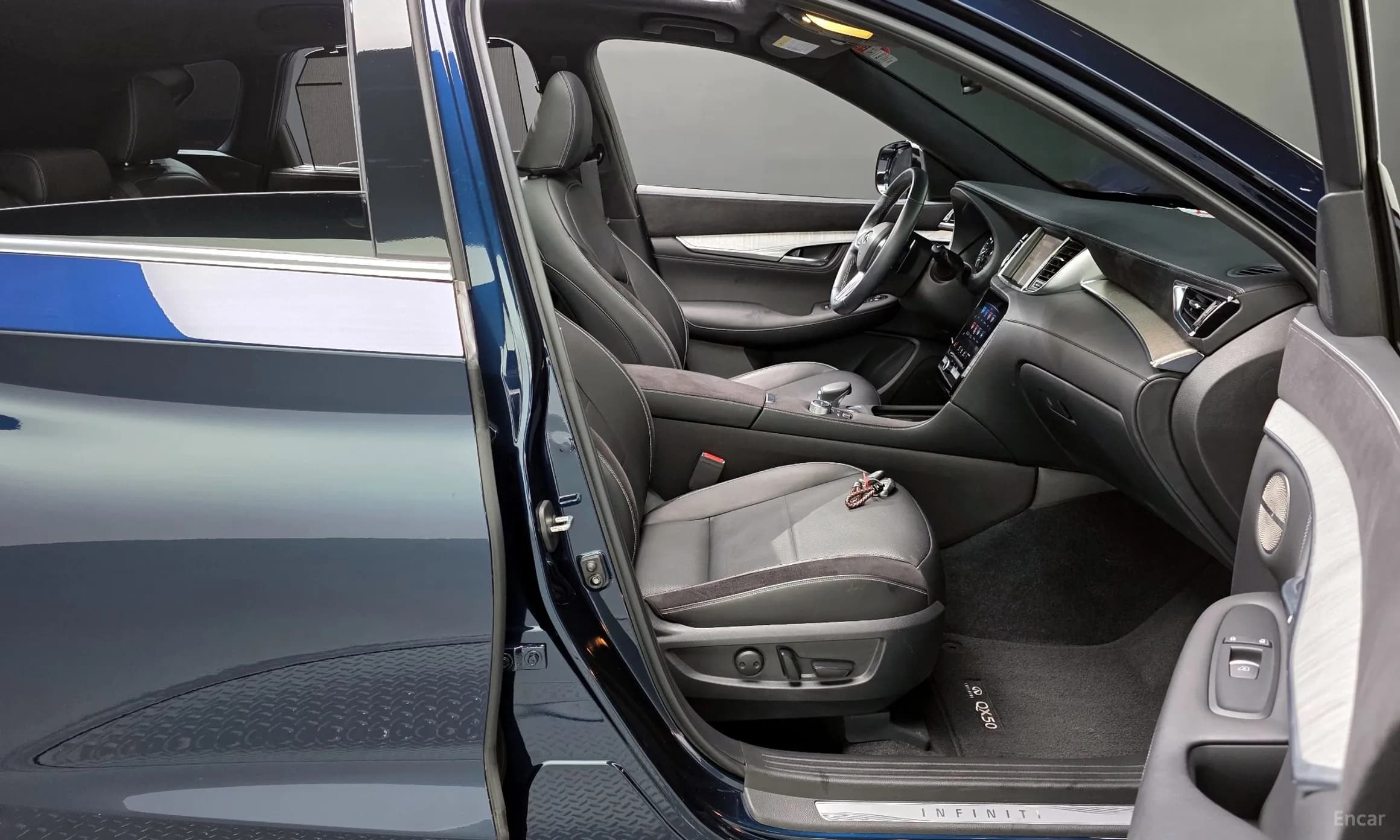 QX50 (P71A)