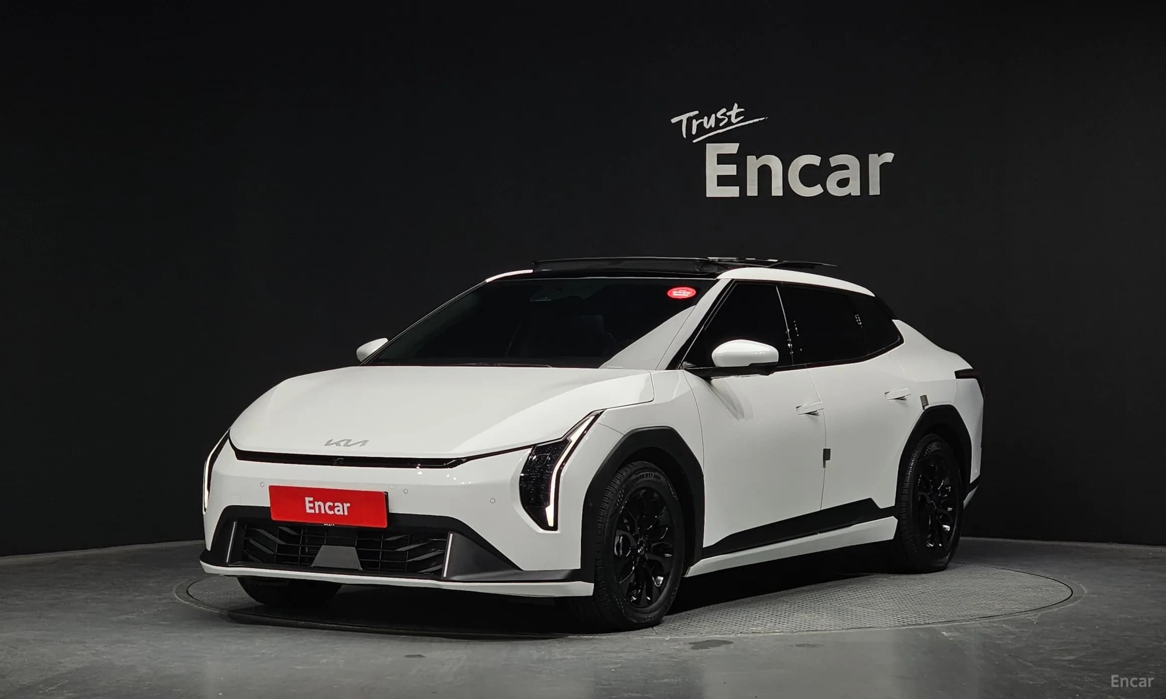EV4