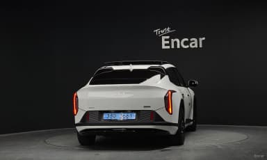 EV4