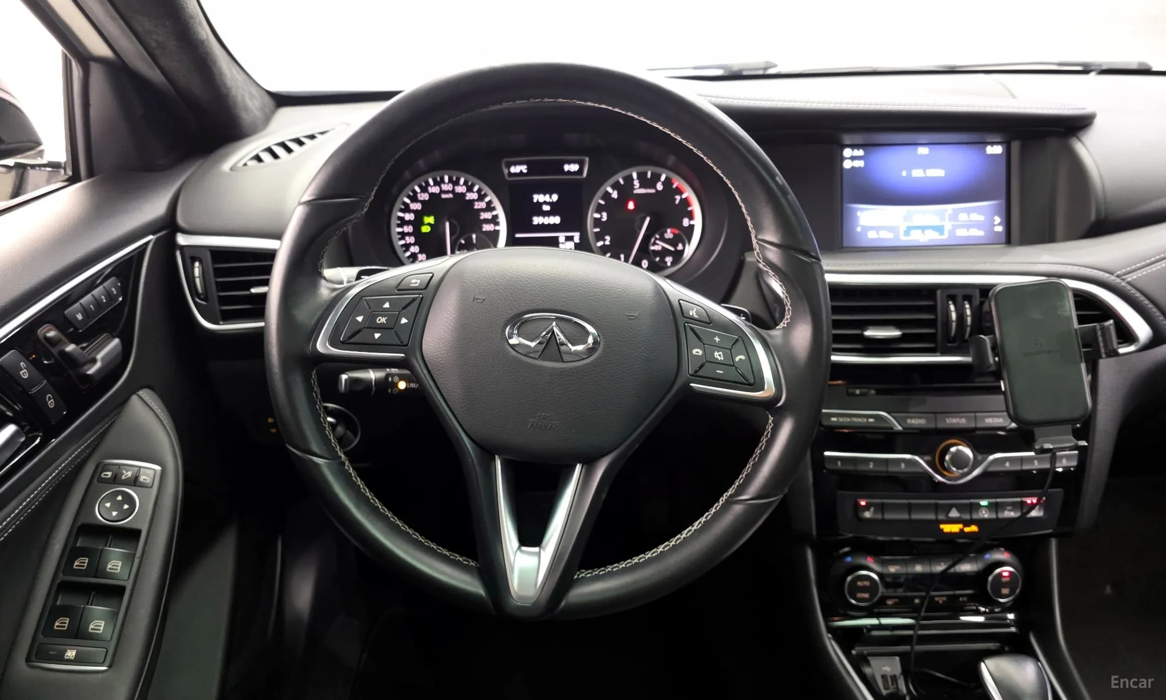 Q30