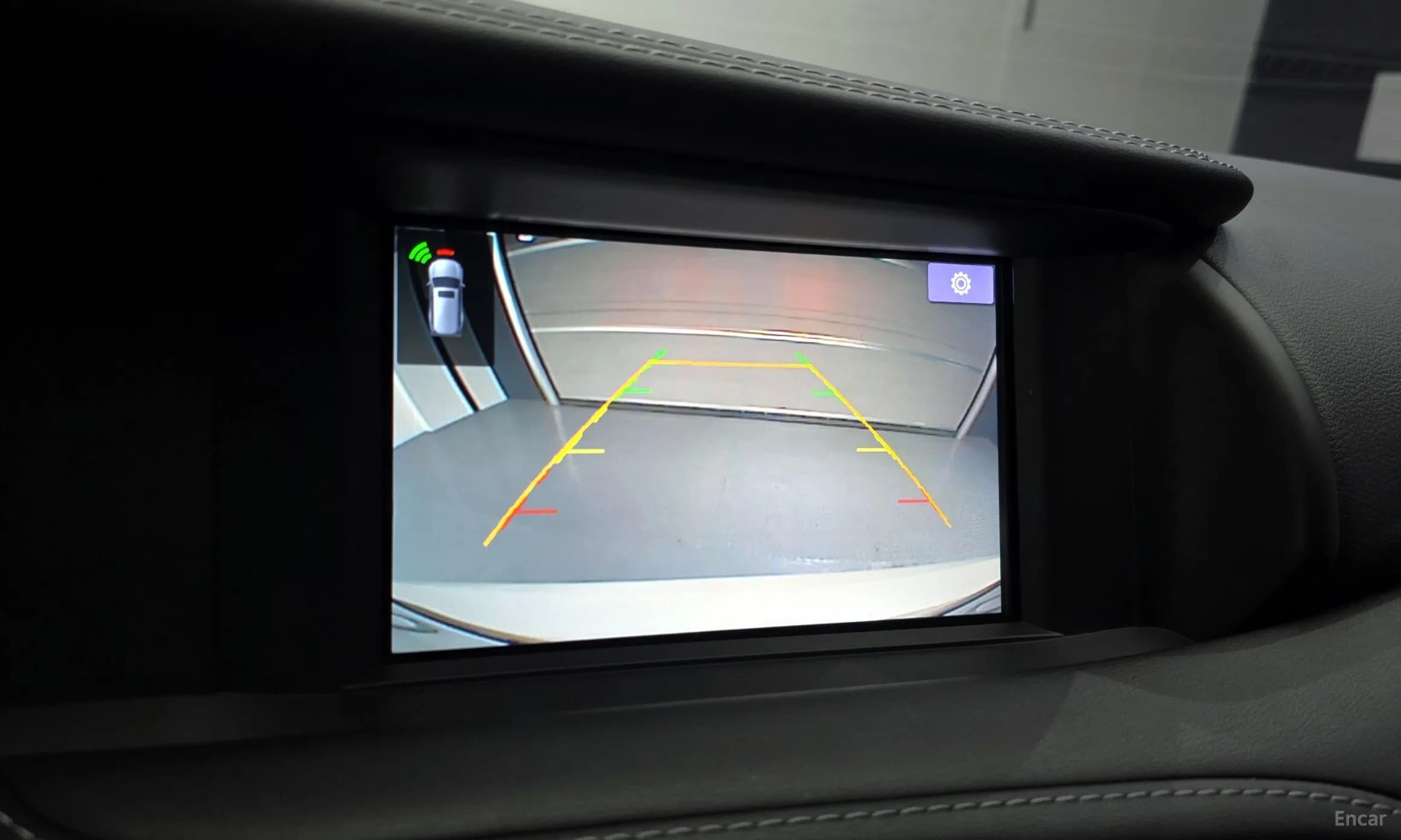 Q30