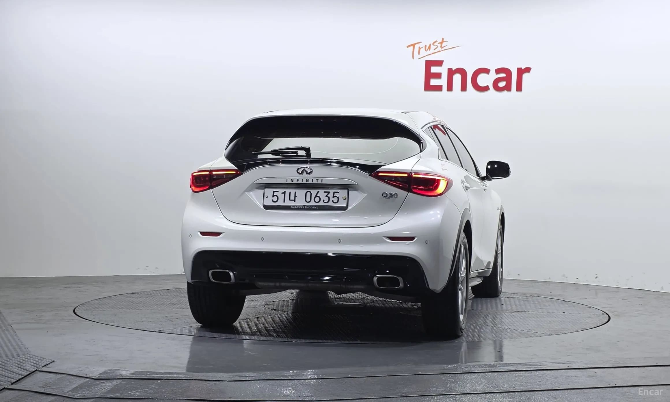 Q30