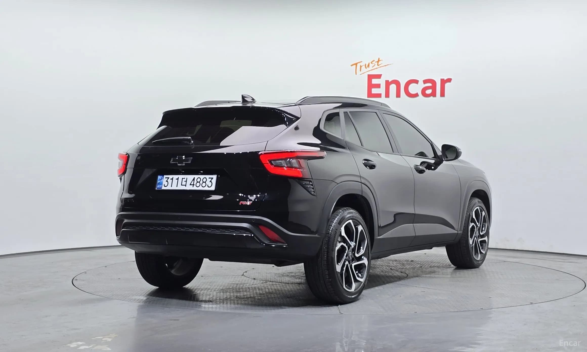 Trax Crossover