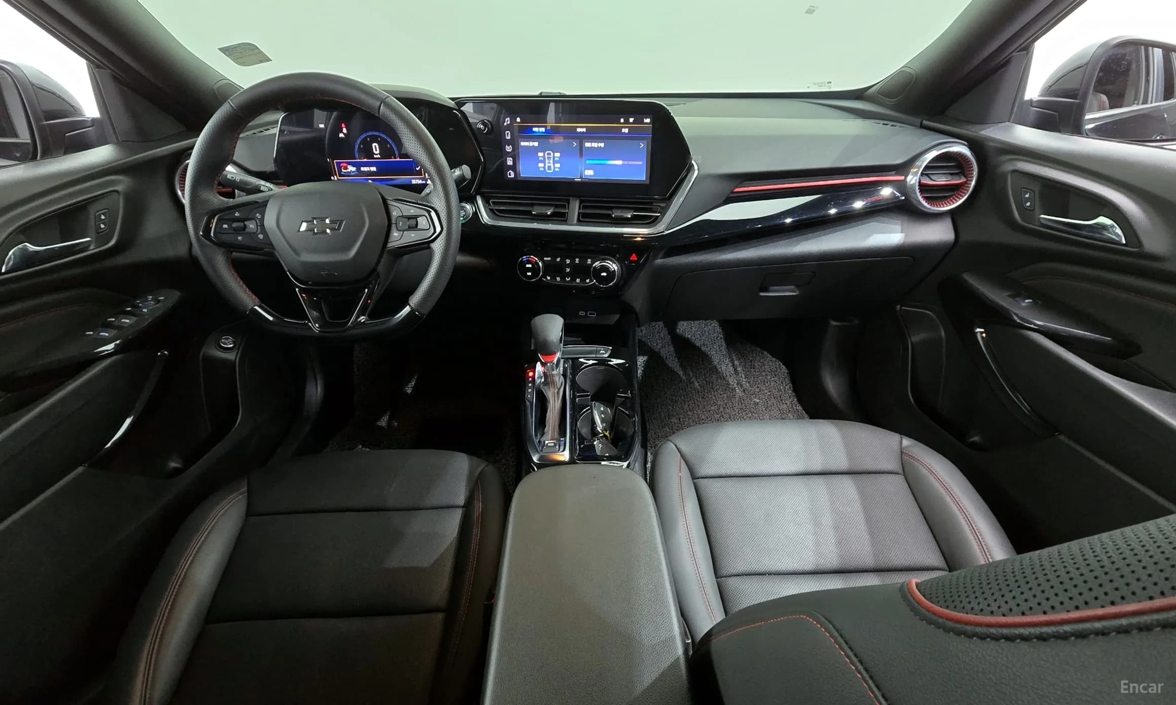 Trax Crossover