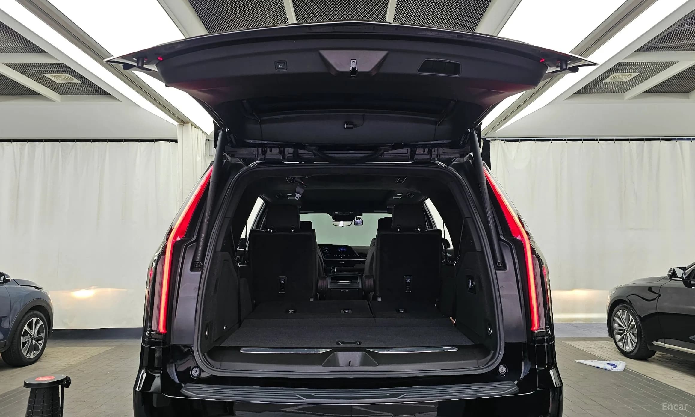 Escalade 5th Generation