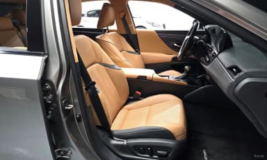 ES300h 7th Generation