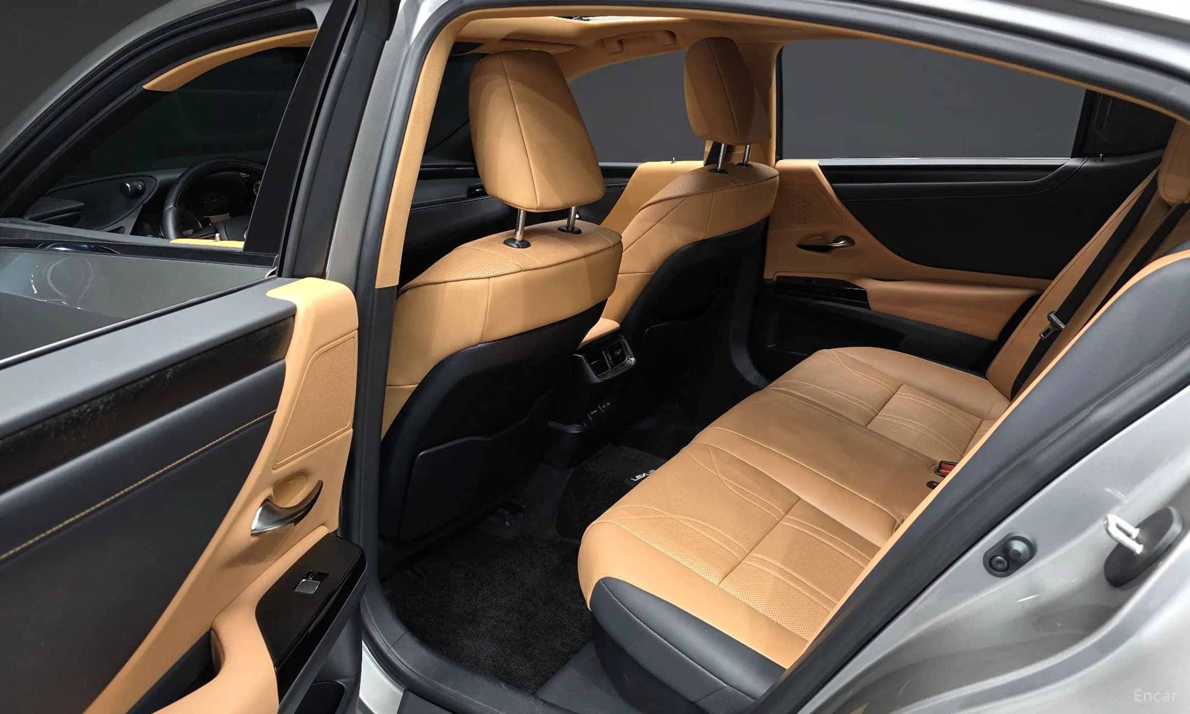 ES300h 7th Generation