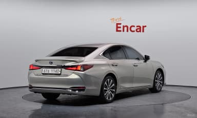 ES300h 7th Generation