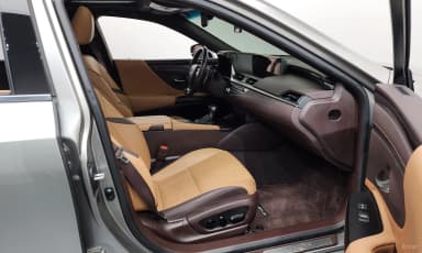 ES300h 7th Generation