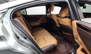 ES300h 7th Generation