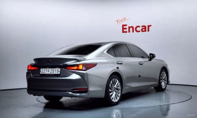 ES300h 7th Generation