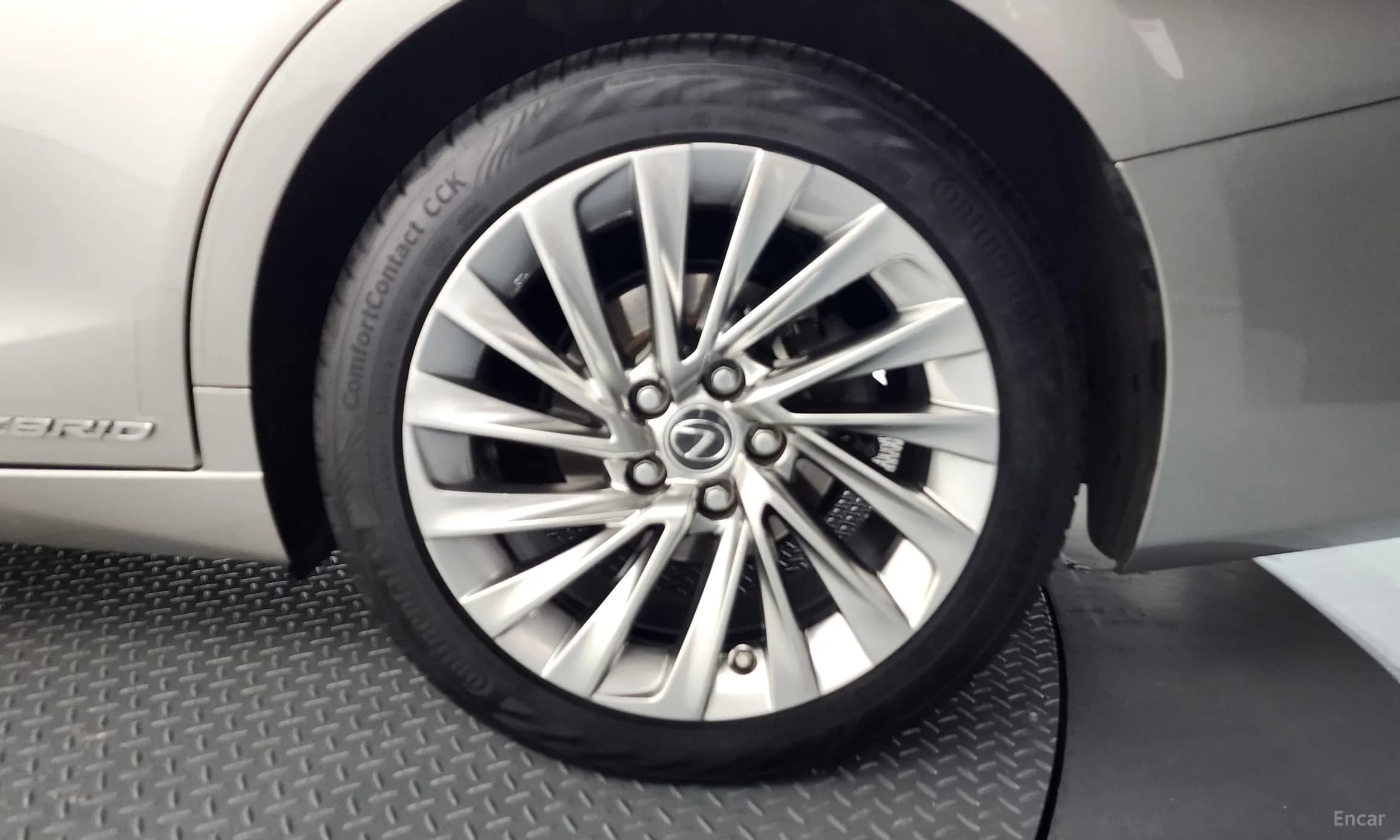 ES300h 7th Generation