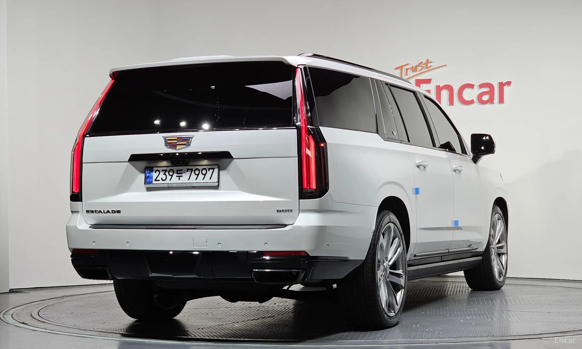 Escalade 5th Generation