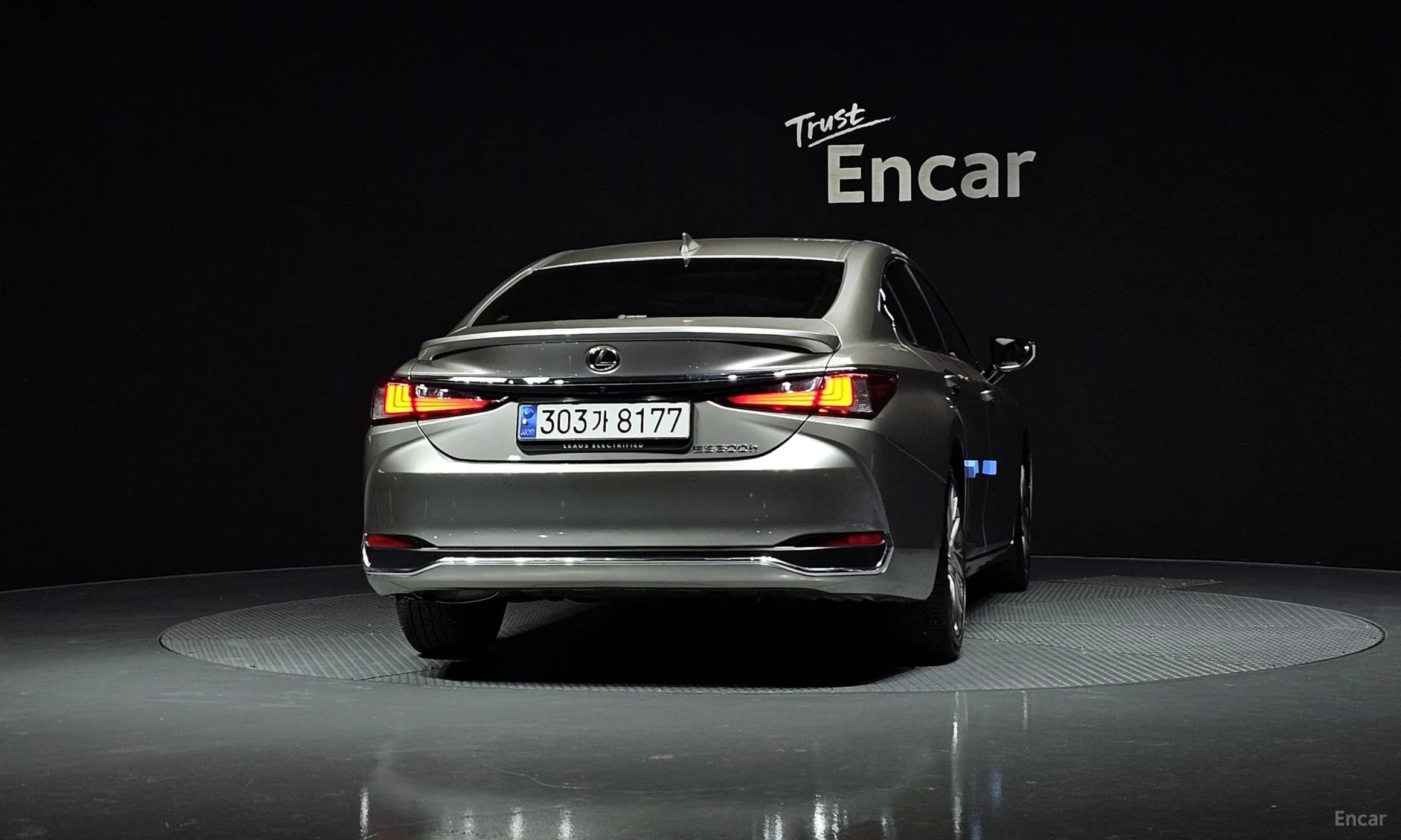 ES300h 7th Generation