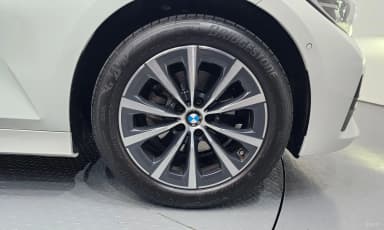 3 Series (G20)