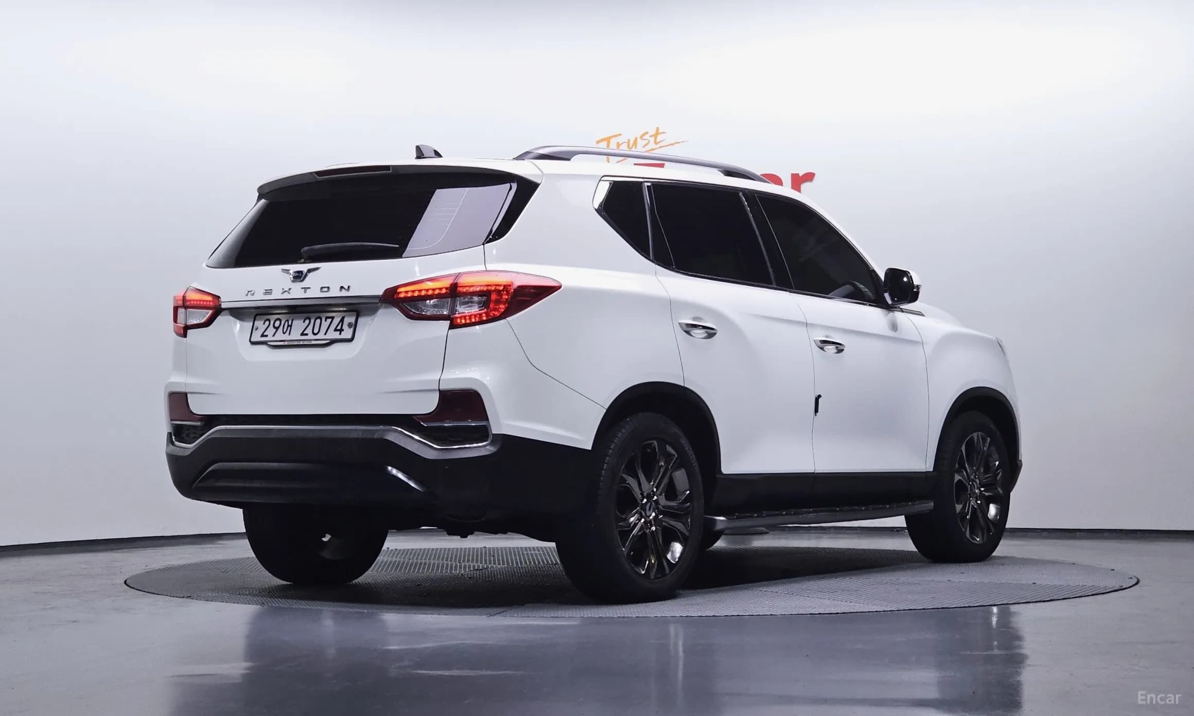G4 Rexton