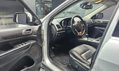 Grand Cherokee