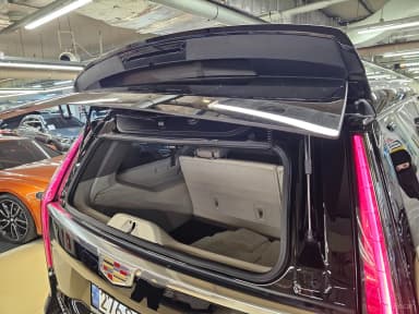 Escalade 5th Generation